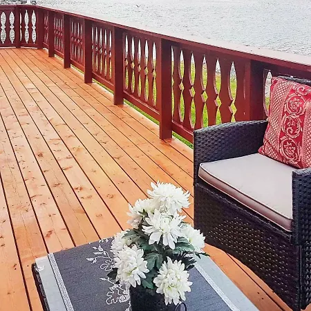 Three-bedroom Holiday In 2